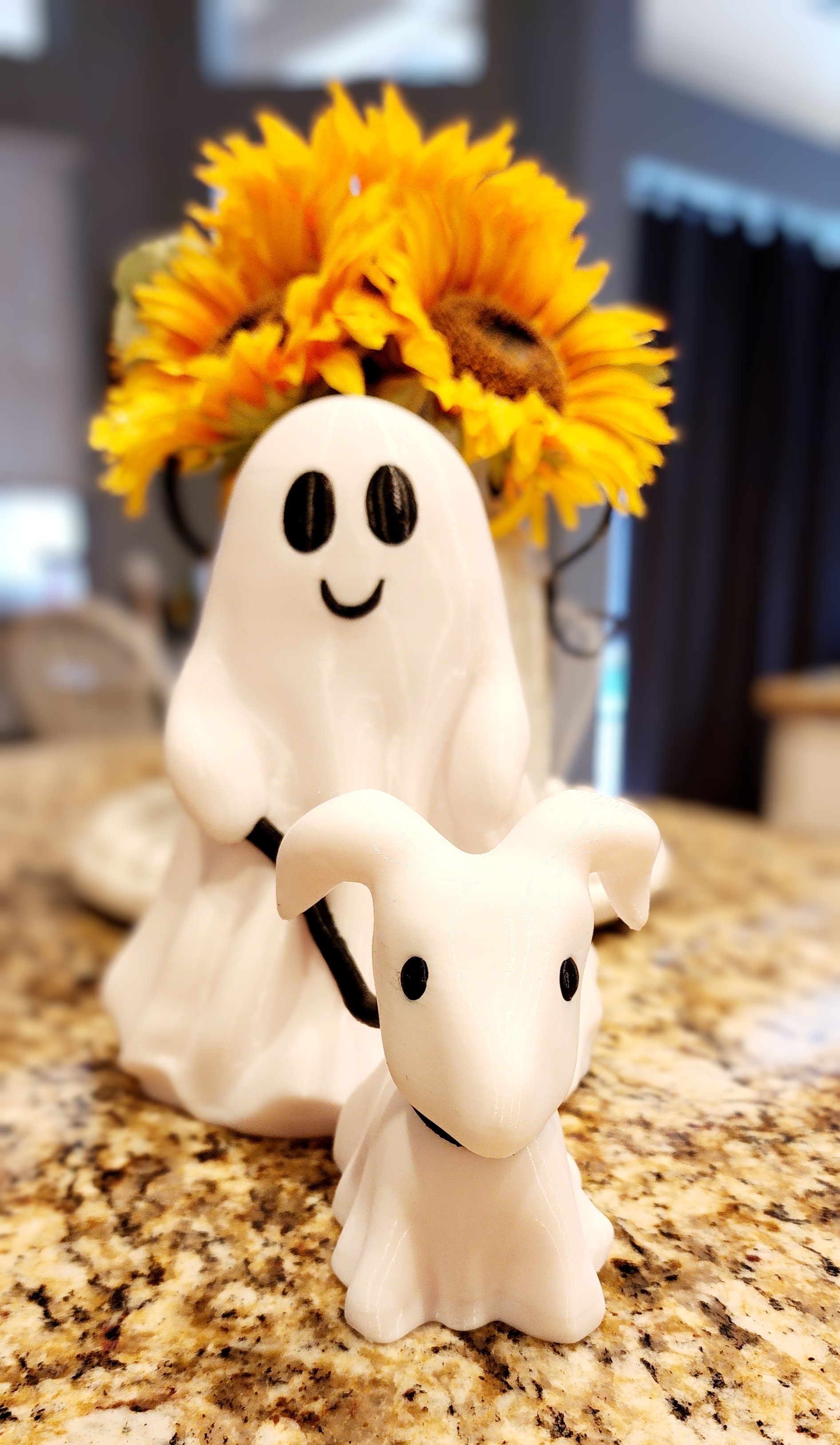 Ghost Walking Dog Standbeeld – Halloween Decoratie Van Hars | Griezelige Spookhond Figuur 15/25 Cm